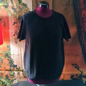 GUC: Modern Essentials Sze. 1X Black Short Sleeve Crewneck Sweater
